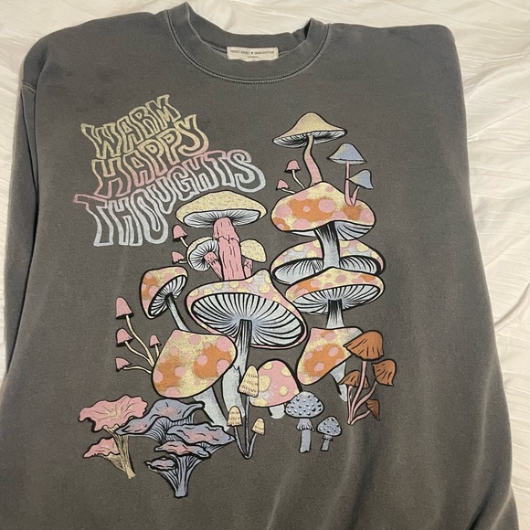 Urban Outfitters Sweatshirt - Picture 2 of 2